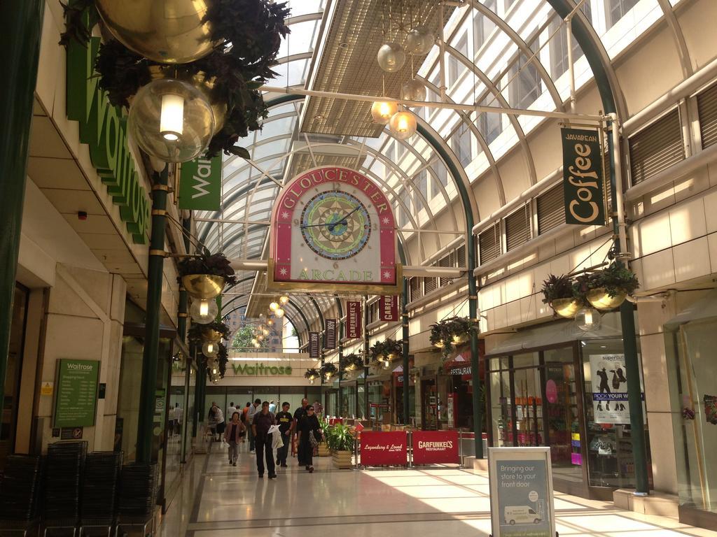 Appartamento The Courtfield Plaza Londra Esterno foto